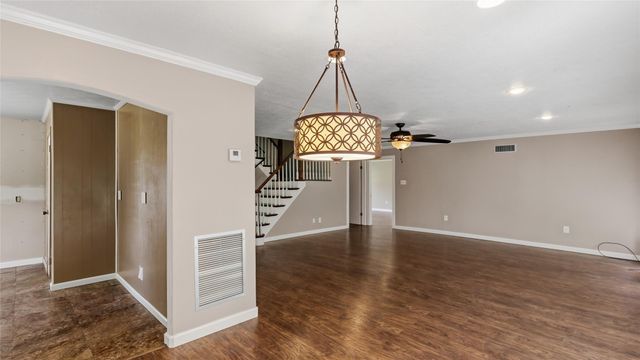 5125 Sandy Creek Lane, Brenham, TX 77833