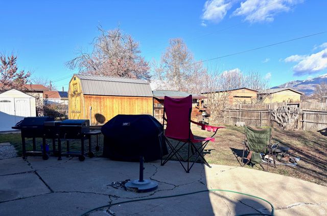 1094 N ANGEL ST, Layton, UT 84041