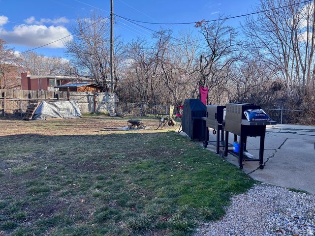 1094 N ANGEL ST, Layton, UT 84041