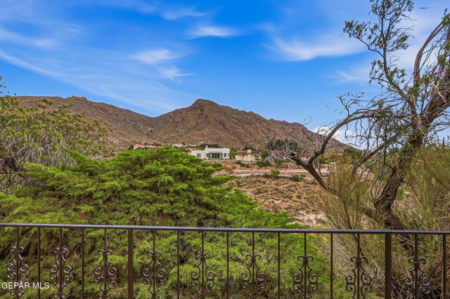 932 SINGING HILLS Drive, El Paso, TX 79912