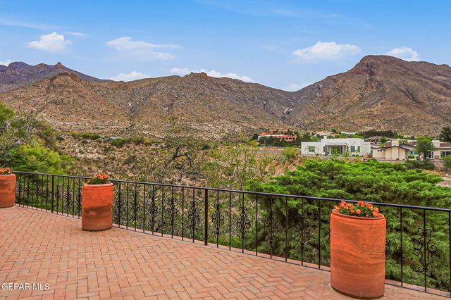 932 SINGING HILLS Drive, El Paso, TX 79912
