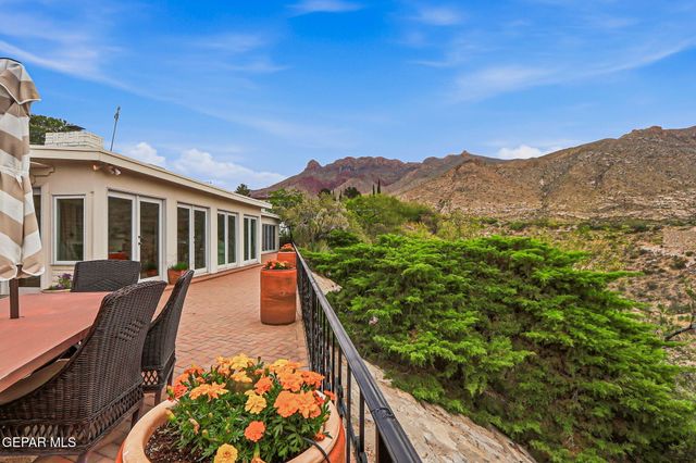 932 SINGING HILLS Drive, El Paso, TX 79912
