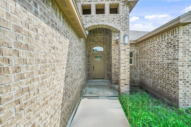 407 Main, Odem, TX 78370