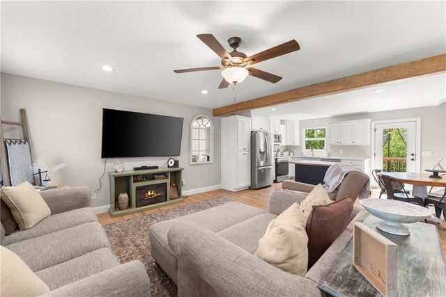 285 Grand Oak Lane, Dahlonega, GA 30533