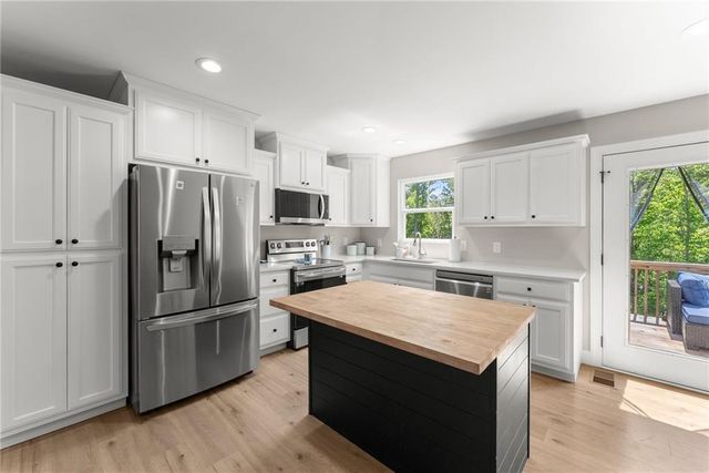 285 Grand Oak Lane, Dahlonega, GA 30533