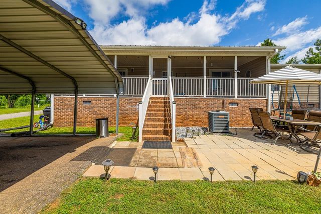 335 Otts Shoals Road, Roebuck, SC 29376