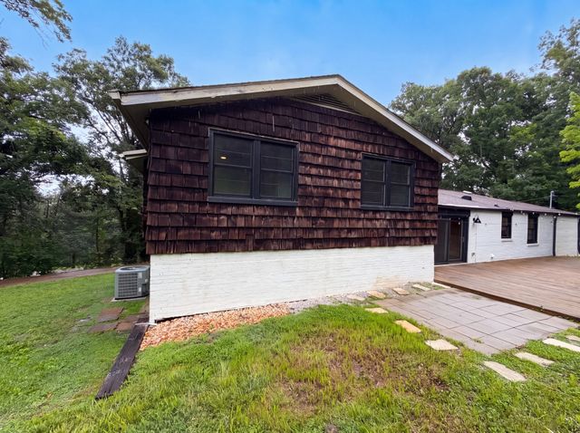 6112 Pinehurst Dr, Nashville, TN 37215