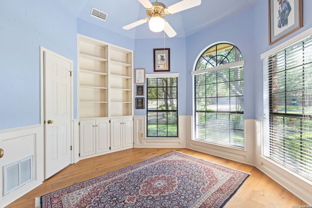 9 Camden Oaks, San Antonio, TX 78248