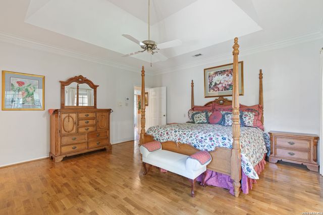 9 Camden Oaks, San Antonio, TX 78248