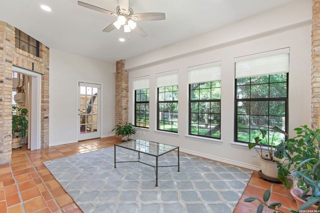 9 Camden Oaks, San Antonio, TX 78248