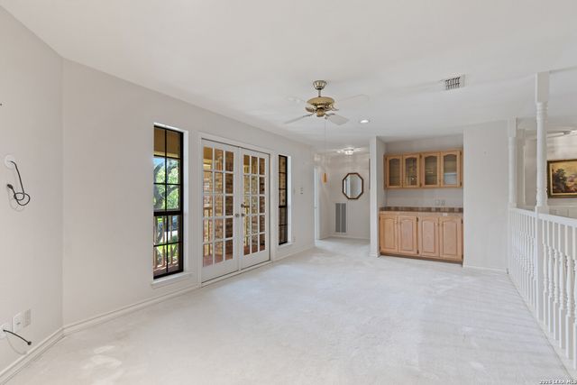 9 Camden Oaks, San Antonio, TX 78248