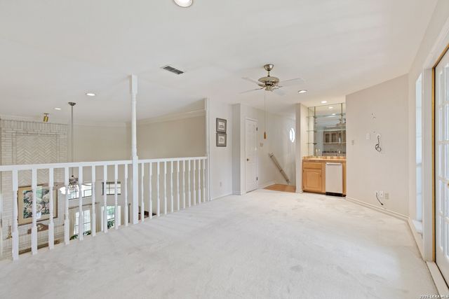 9 Camden Oaks, San Antonio, TX 78248