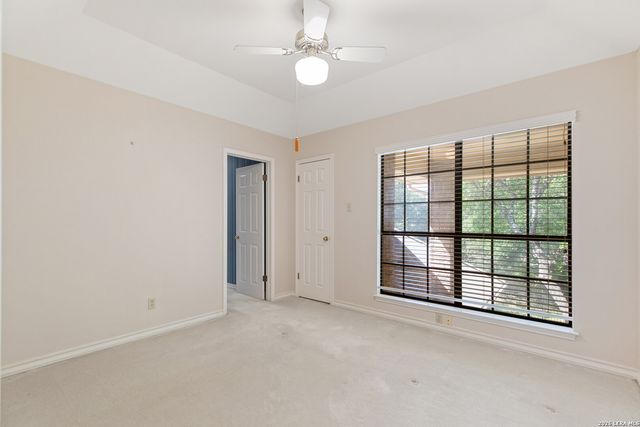9 Camden Oaks, San Antonio, TX 78248