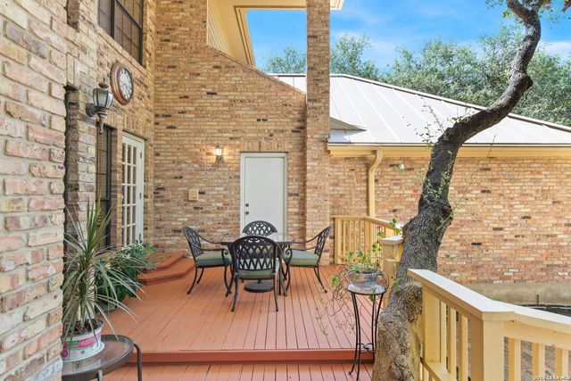 9 Camden Oaks, San Antonio, TX 78248