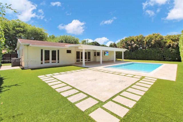 8975 SW 83rd St 0, Miami, FL 33173