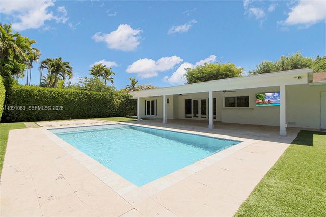 8975 SW 83rd St 0, Miami, FL 33173