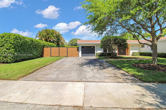 8975 SW 83rd St 0, Miami, FL 33173