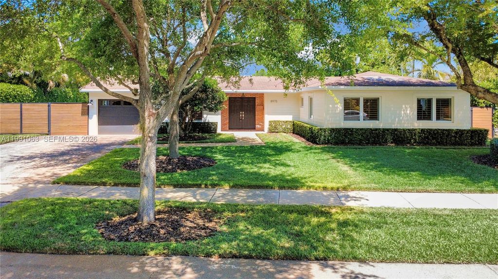 8975 SW 83rd St 0, Miami, FL 33173