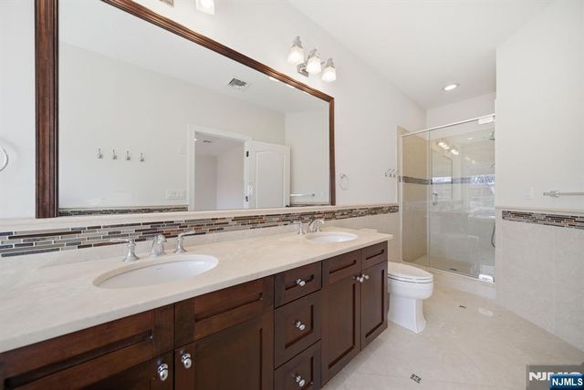 47 Sunset Lane B, Tenafly, NJ 07670