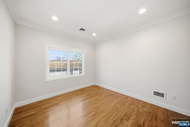 47 Sunset Lane B, Tenafly, NJ 07670