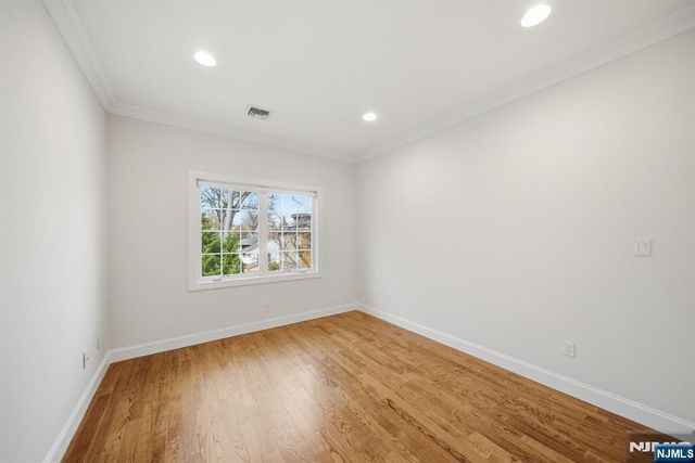 47 Sunset Lane B, Tenafly, NJ 07670