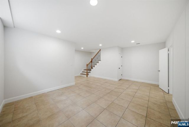 47 Sunset Lane B, Tenafly, NJ 07670