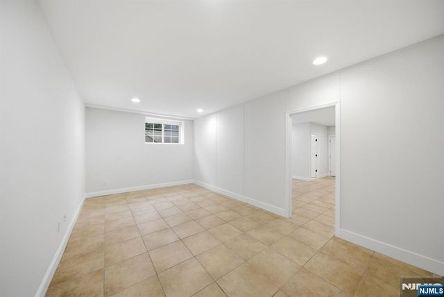 47 Sunset Lane B, Tenafly, NJ 07670