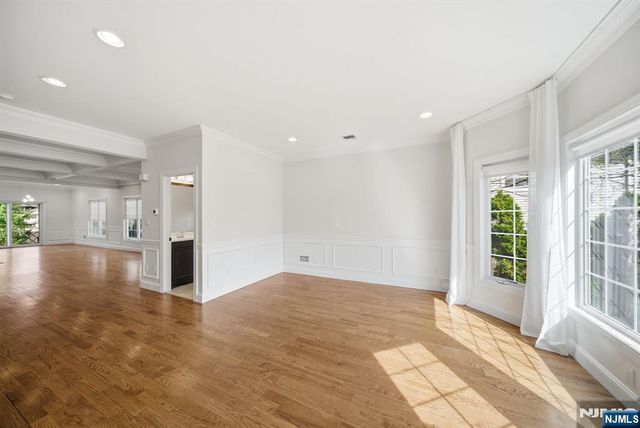 47 Sunset Lane B, Tenafly, NJ 07670