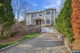 47 Sunset Lane B, Tenafly, NJ 07670