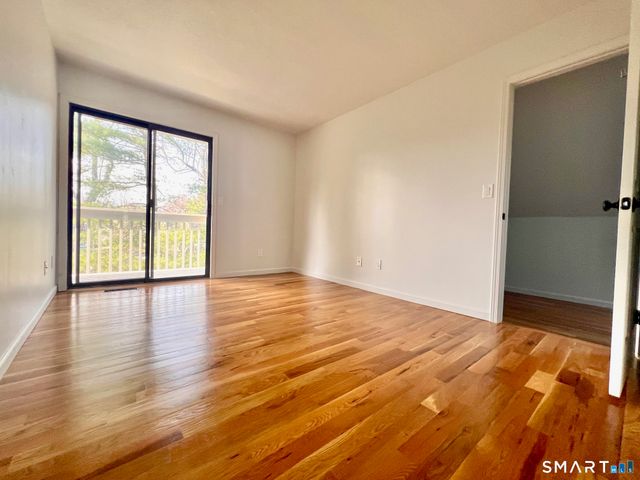 320 Strawberry Hill Avenue 16, Stamford, CT 06902