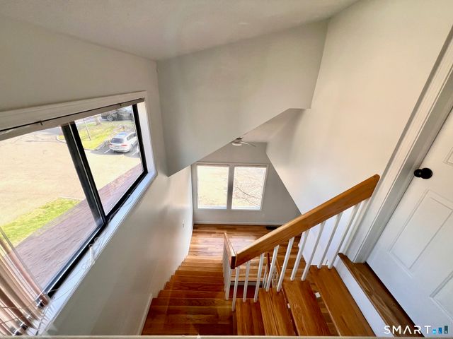 320 Strawberry Hill Avenue 16, Stamford, CT 06902