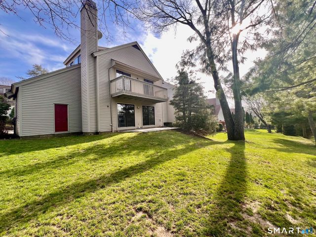 320 Strawberry Hill Avenue 16, Stamford, CT 06902