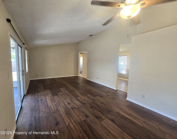 13436 White Plains Street, Spring Hill, FL 34609