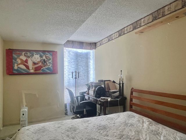 5320 N Sheridan Road 2203, Chicago, IL 60640