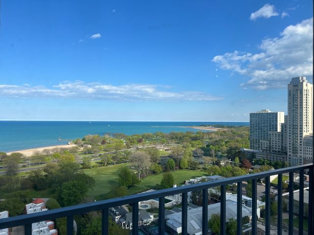 5320 N Sheridan Road 2203, Chicago, IL 60640