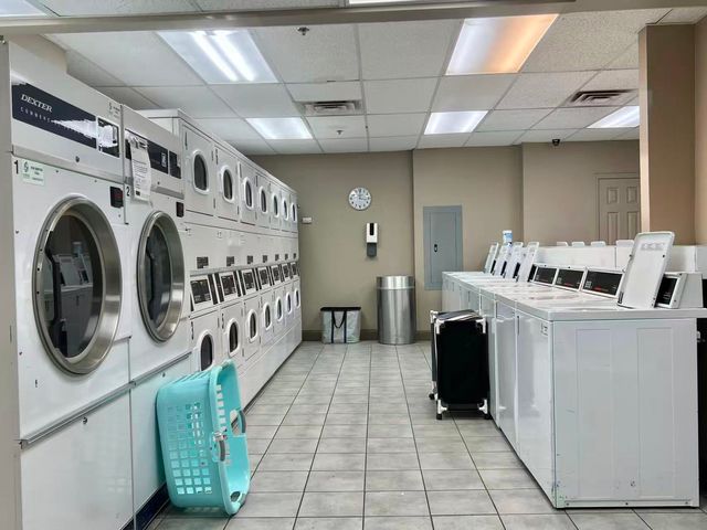 5320 N Sheridan Road 2203, Chicago, IL 60640