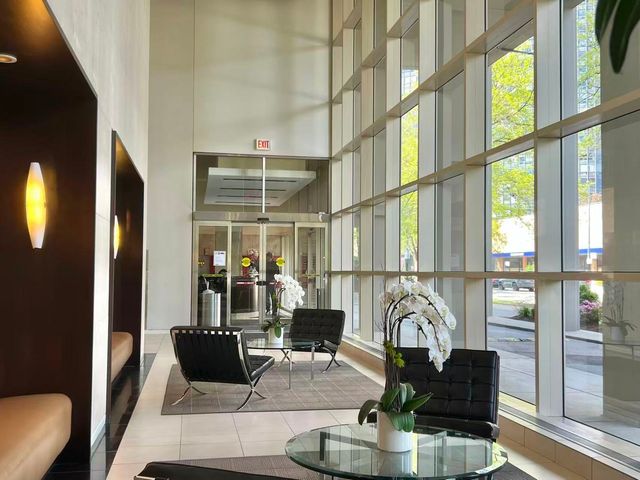 5320 N Sheridan Road 2203, Chicago, IL 60640