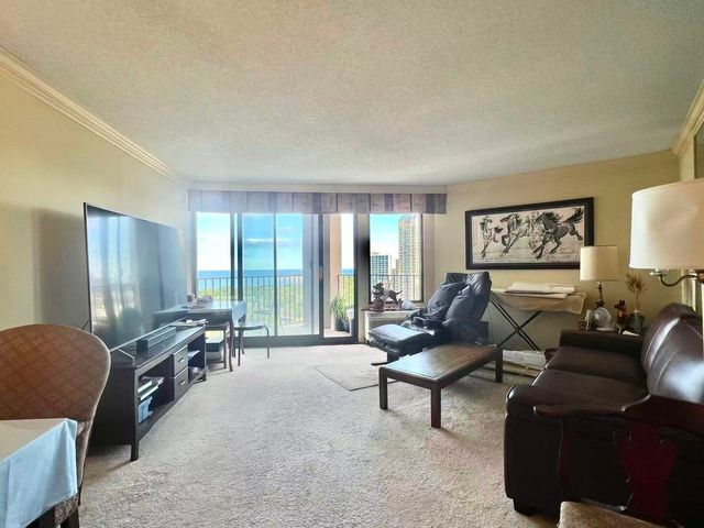 5320 N Sheridan Road 2203, Chicago, IL 60640