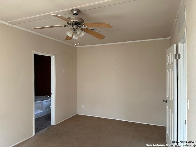 1102 MAGNOLIA ST, Jourdanton, TX 78026