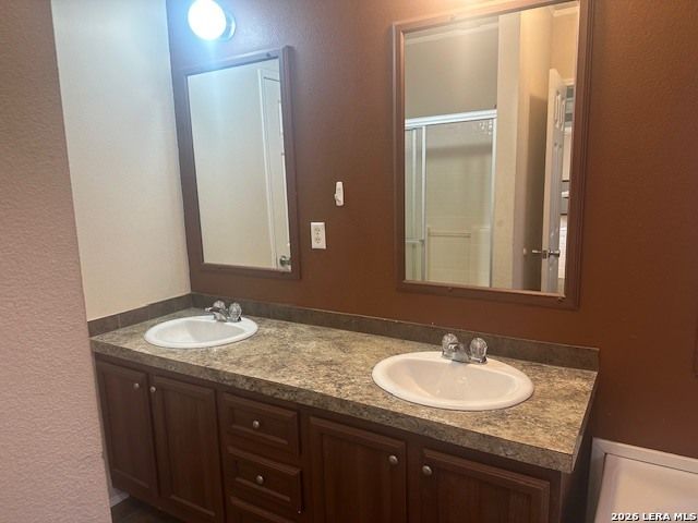 1102 MAGNOLIA ST, Jourdanton, TX 78026