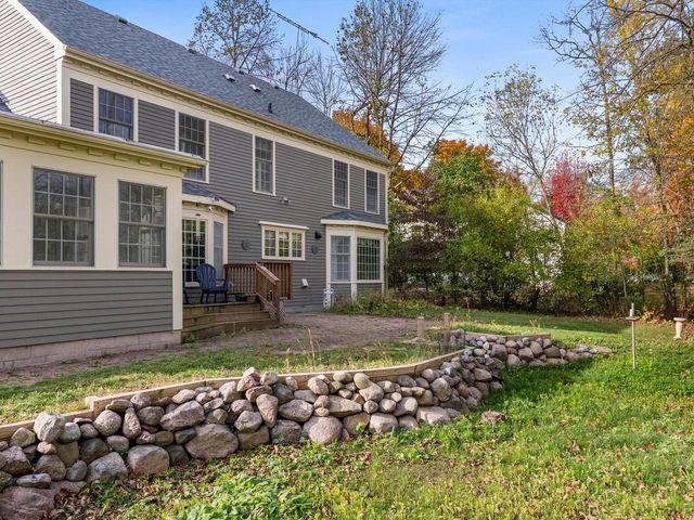 1127 Tanglewood ROAD, Manitowoc, WI 54220