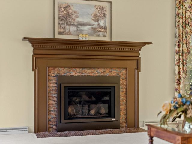 1127 Tanglewood ROAD, Manitowoc, WI 54220