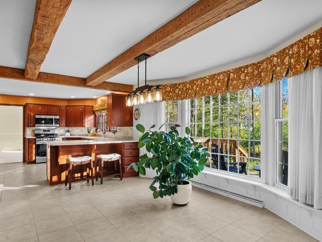 1127 Tanglewood ROAD, Manitowoc, WI 54220