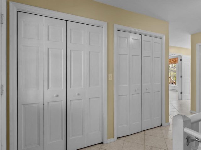 1127 Tanglewood ROAD, Manitowoc, WI 54220