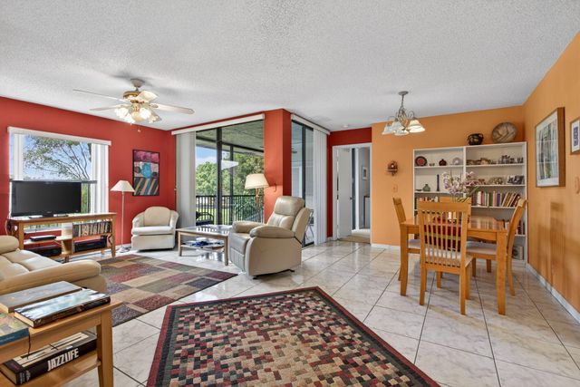 4722 NW 22nd Street 4272, Coconut Creek, FL 33063