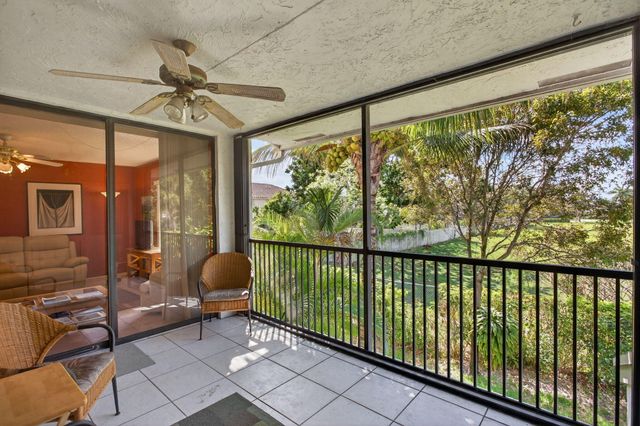 4722 NW 22nd Street 4272, Coconut Creek, FL 33063