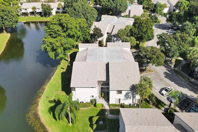 4722 NW 22nd Street 4272, Coconut Creek, FL 33063