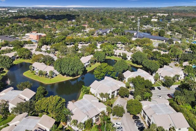 4722 NW 22nd Street 4272, Coconut Creek, FL 33063