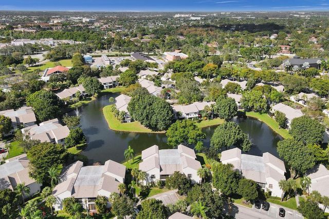 4722 NW 22nd Street 4272, Coconut Creek, FL 33063