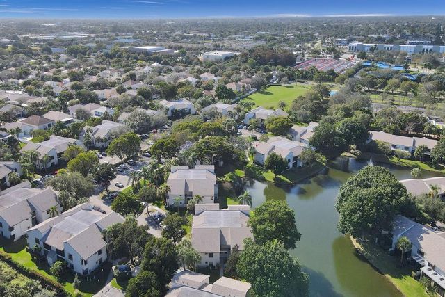 4722 NW 22nd Street 4272, Coconut Creek, FL 33063